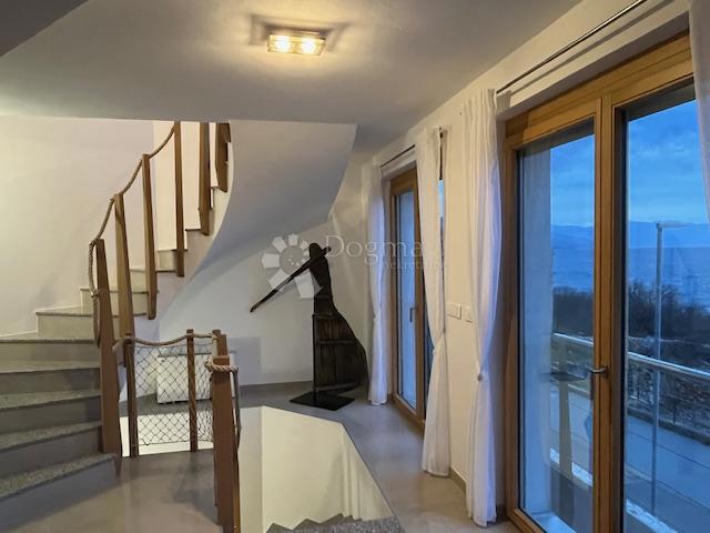 Hiša Povile, Novi Vinodolski, 145m2