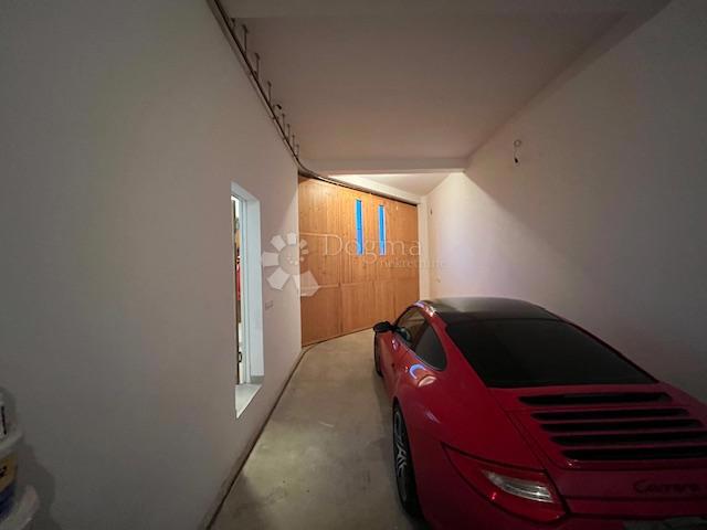 Hiša Povile, Novi Vinodolski, 145m2