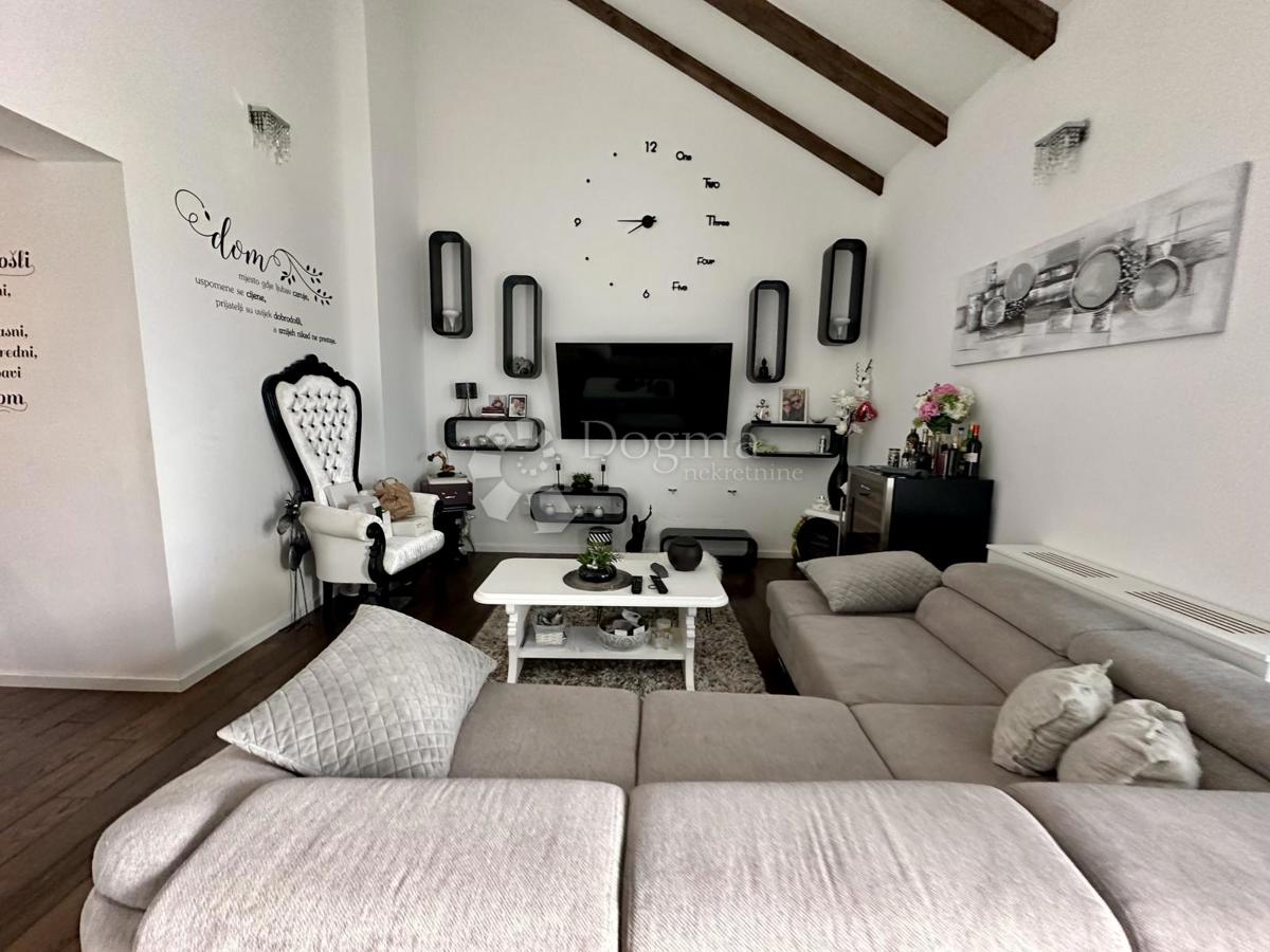 Stanovanje Vodice, 140m2