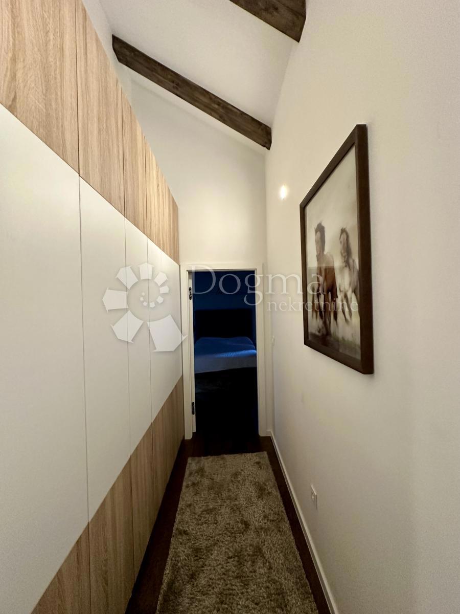 Stanovanje Vodice, 140m2