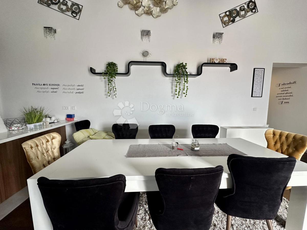 Stanovanje Vodice, 140m2