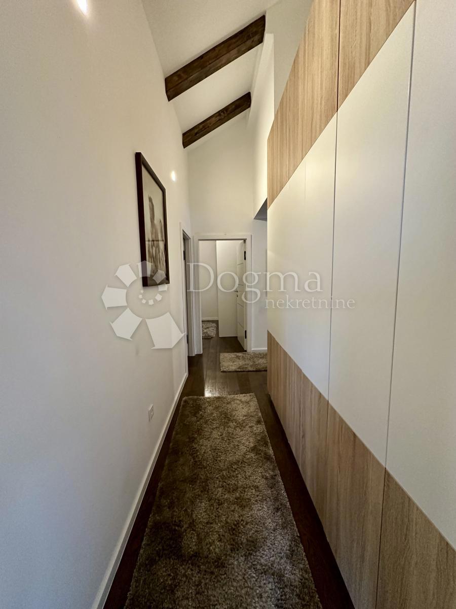 Stanovanje Vodice, 140m2