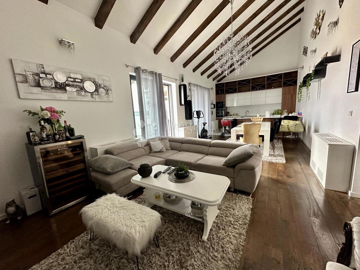 Stanovanje Vodice, 140m2