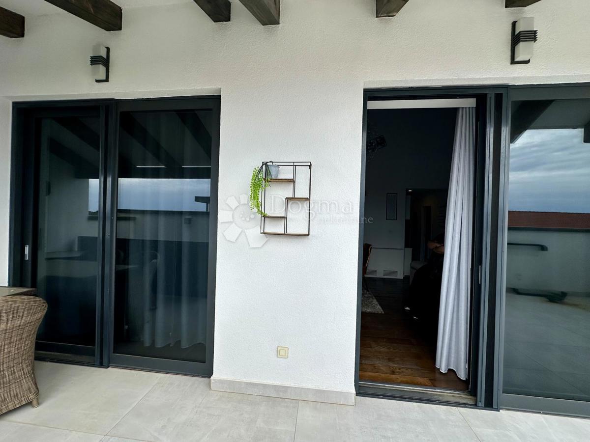 Stanovanje Vodice, 140m2