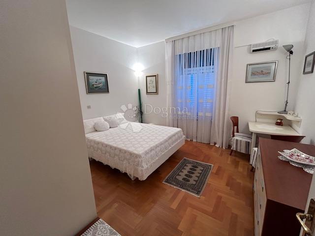 Stanovanje Opatija - Centar, Opatija, 92m2