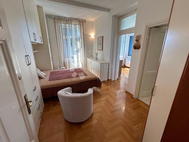 Stanovanje Opatija - Centar, Opatija, 92m2