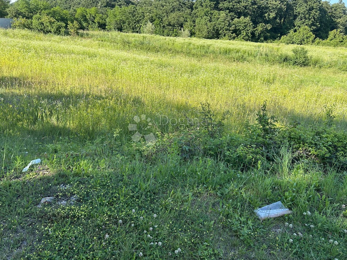 Zemljišče Bokordići, Svetvinčenat, 852m2