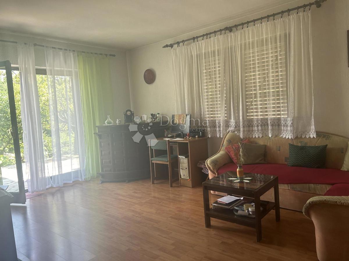 Hiša Grižane-Belgrad, Vinodolska Općina, 334,39m2