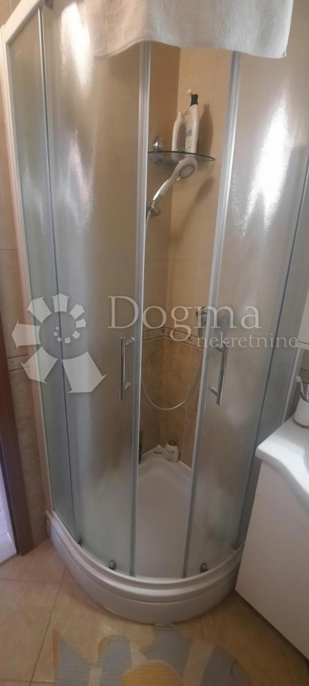 Apartma Povljana, 35m2