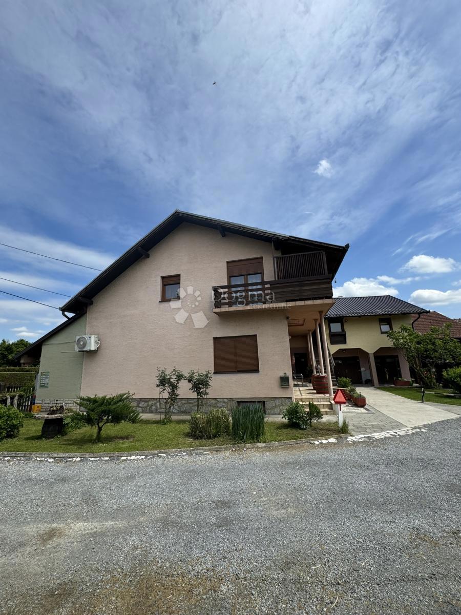 Hiša Veliki Grđevac, 305m2