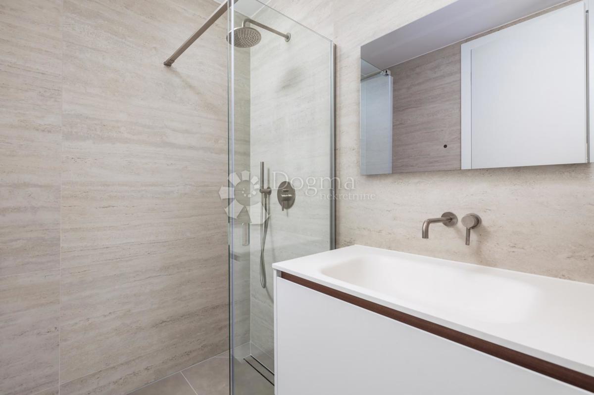 Stanovanje Opatija - Centar, Opatija, 75,92m2