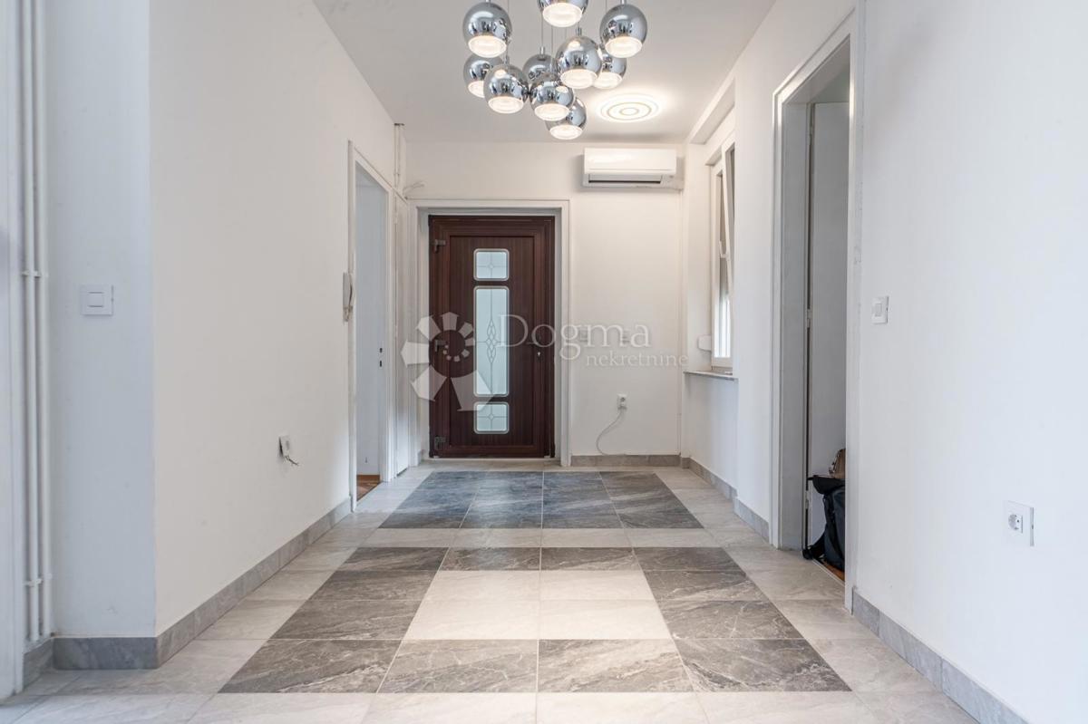 Stanovanje Centar, Rijeka, 107m2