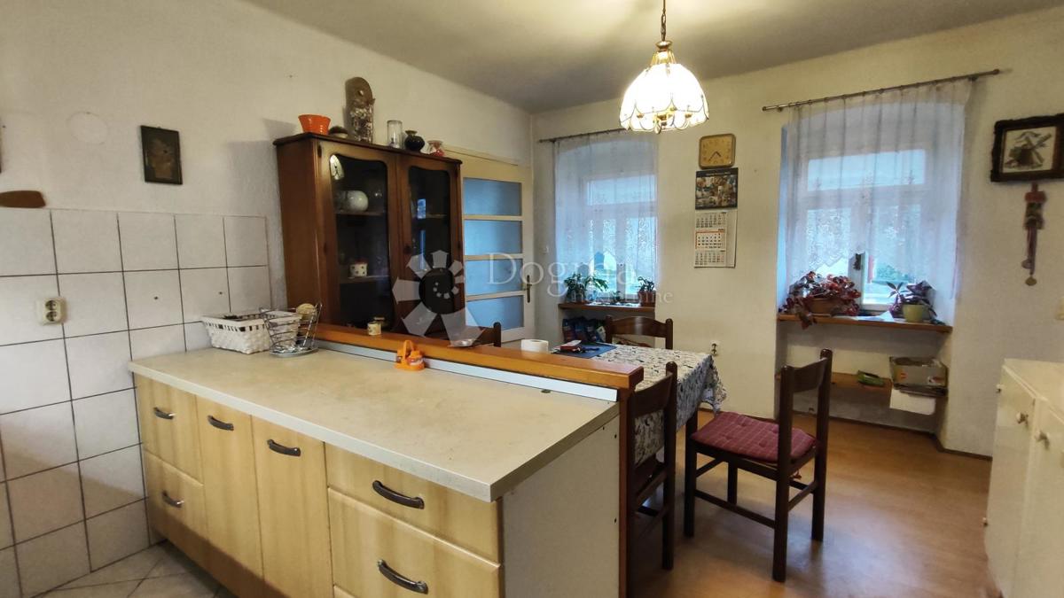 Hiša Dražice, Jelenje, 203m2