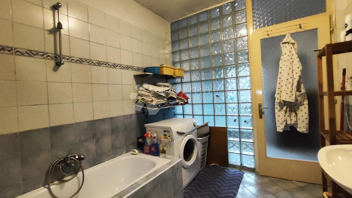 Hiša Dražice, Jelenje, 203m2