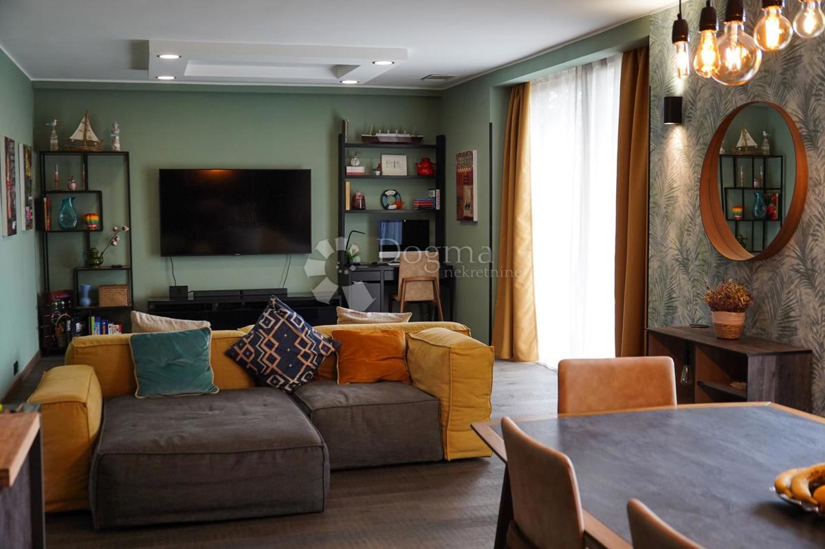 Stanovanje Rovinj, 92,58m2