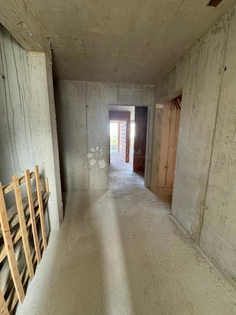 Stanovanje Makarska, 81,40m2
