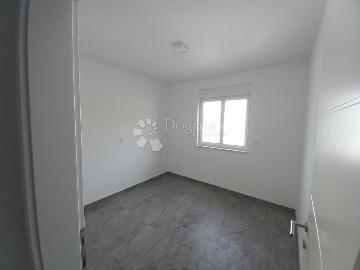 Crikvenica, novogradnja, samo pri nas