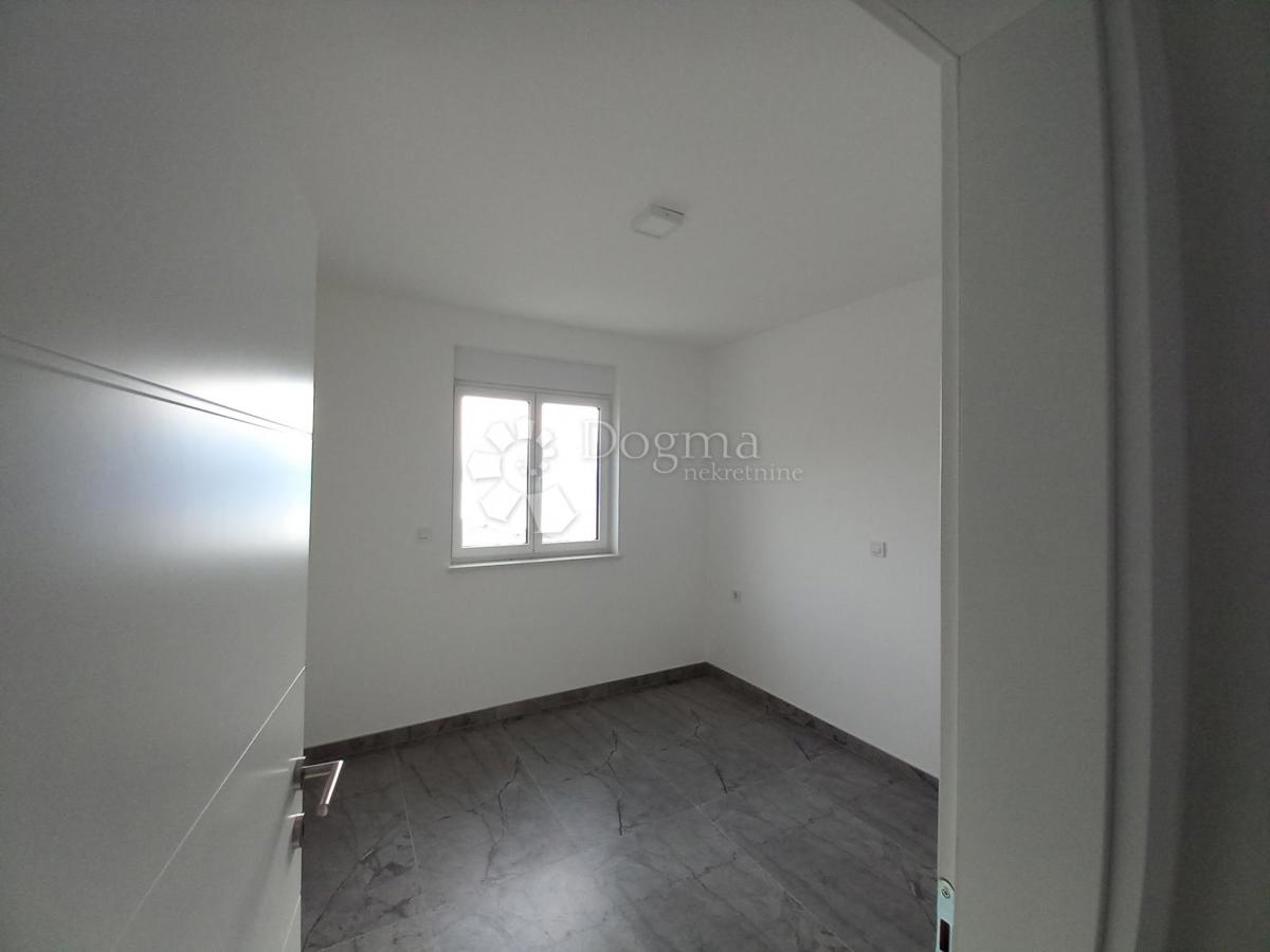 Crikvenica, novogradnja, samo pri nas