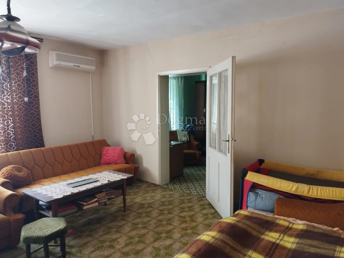 Hiša Zmajevac, Kneževi Vinogradi, 118m2
