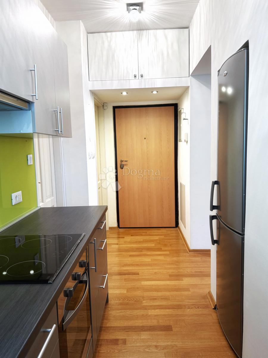 Stanovanje Opatija - Centar, Opatija, 47,64m2
