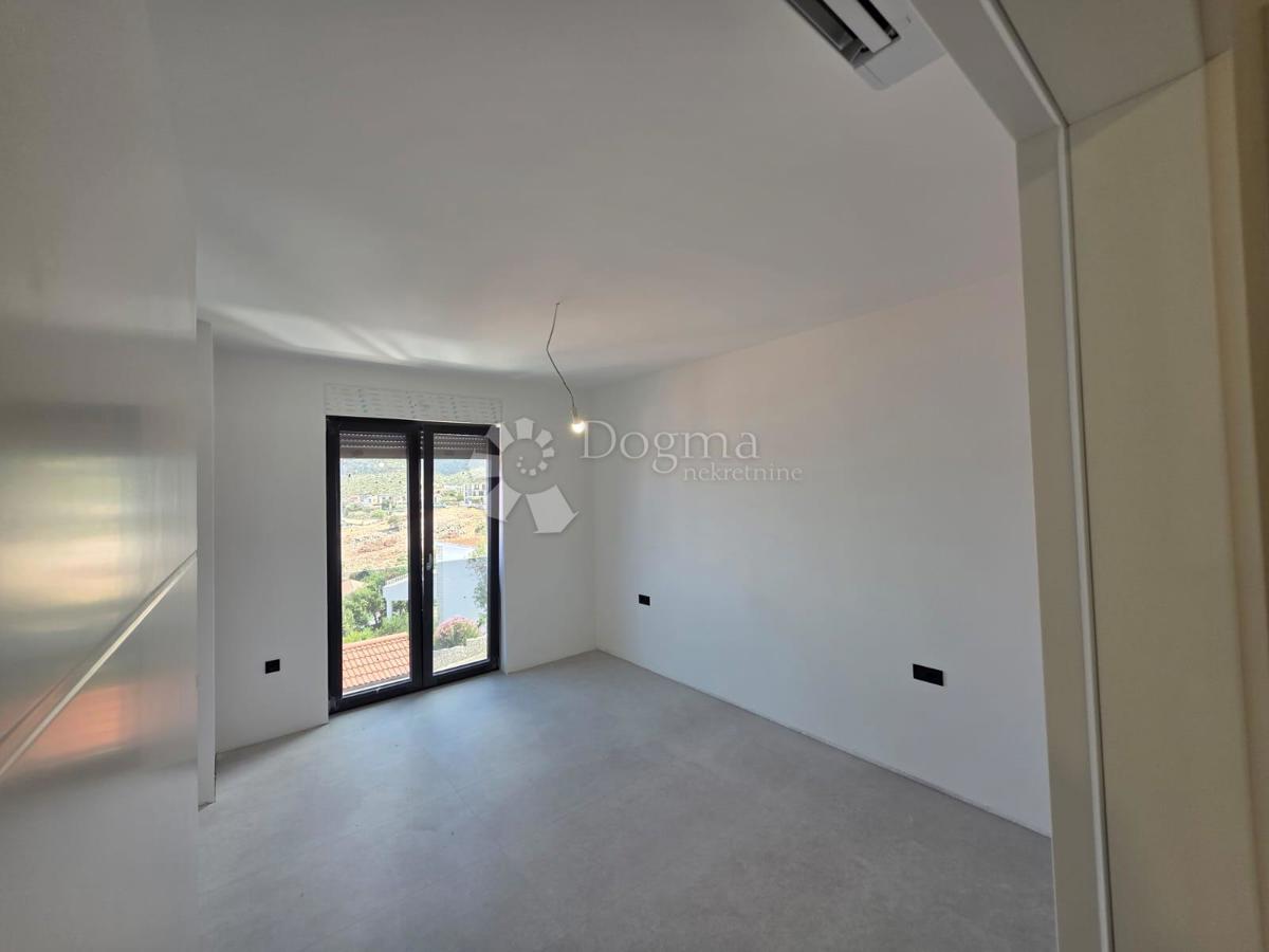 Stanovanje Ražanj, Rogoznica, 63,52m2