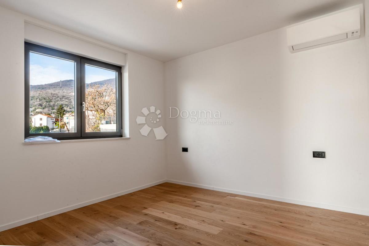 Stanovanje Pobri, Opatija - Okolica, 174m2