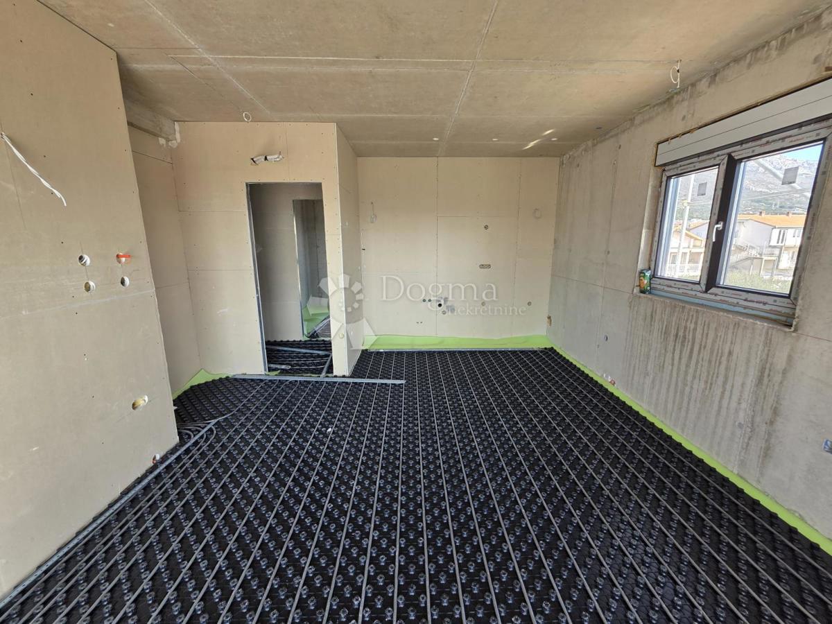 Stanovanje Kaštel Kambelovac, Kaštela, 180,91m2