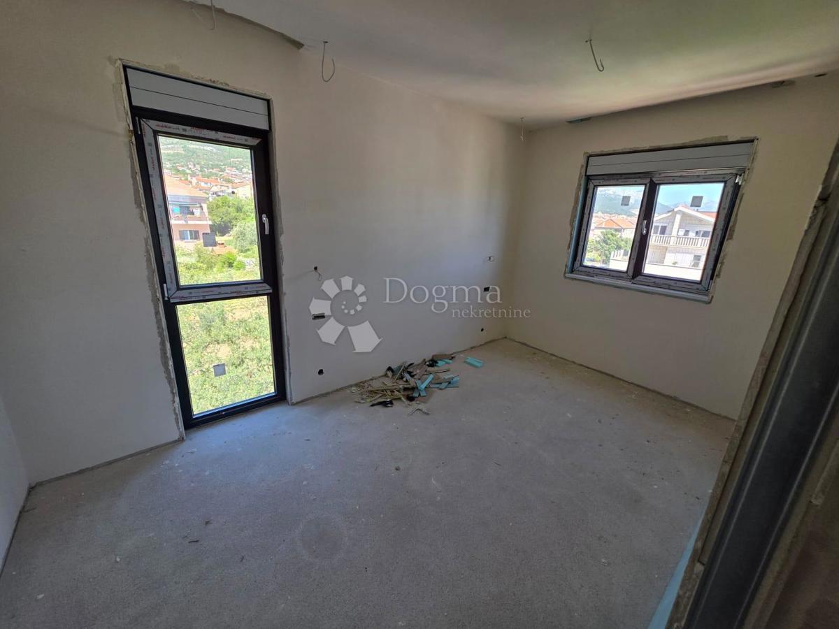 Stanovanje Kaštel Kambelovac, Kaštela, 180,91m2