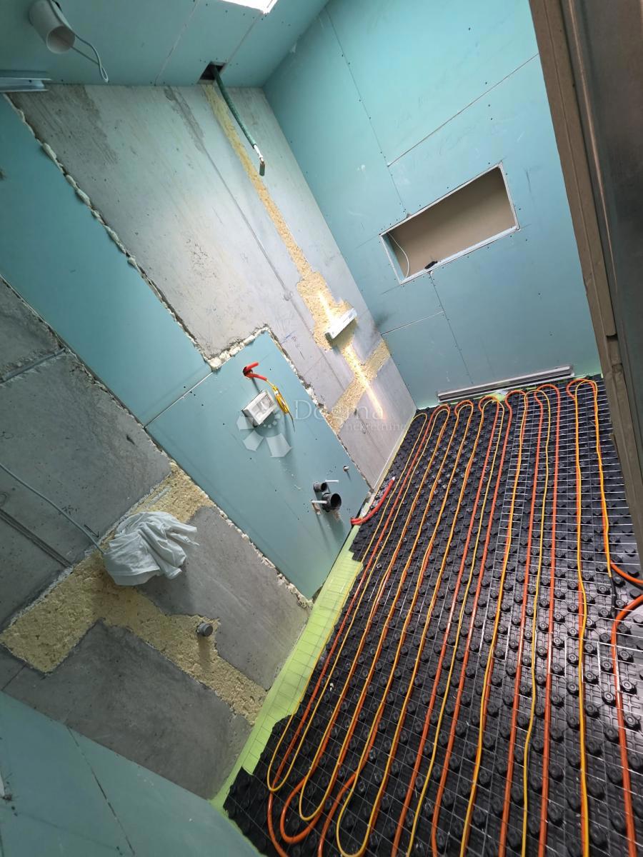 Stanovanje Kaštel Kambelovac, Kaštela, 180,91m2