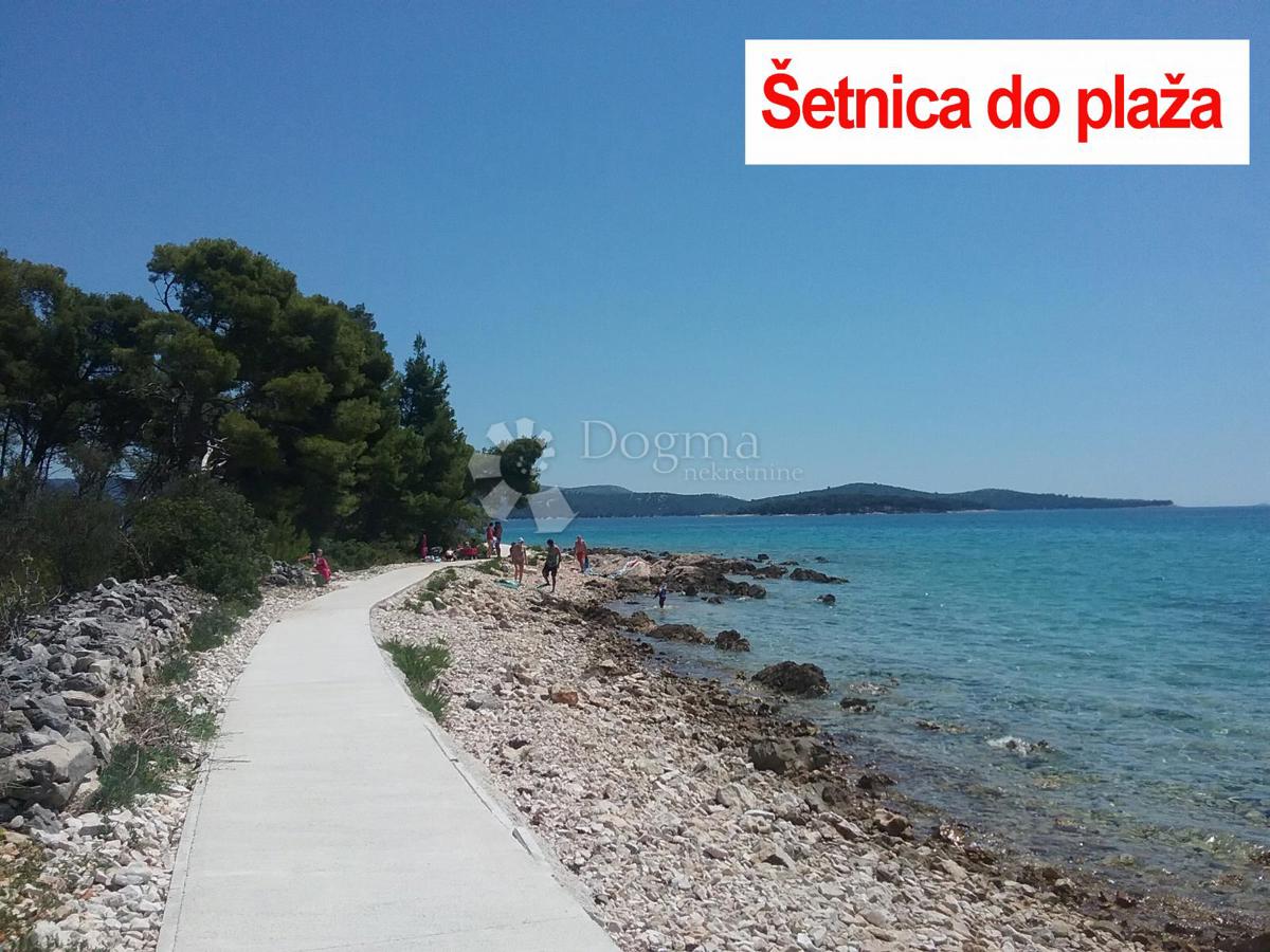 Zazidljivo zemljišče Krapanj, Šibenik - Okolica, 406m2