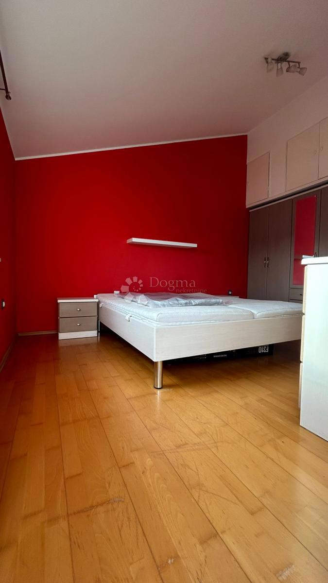 Stanovanje Centar, Pula, 69,34m2