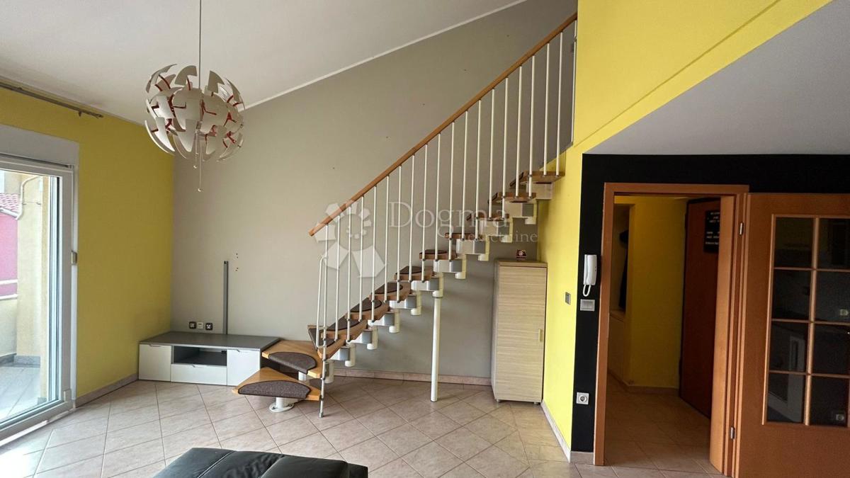 Stanovanje Centar, Pula, 69,34m2