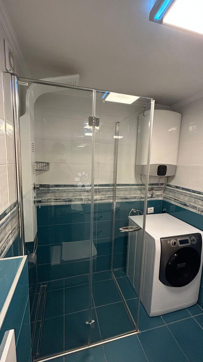 Stanovanje Centar, Pula, 69,34m2