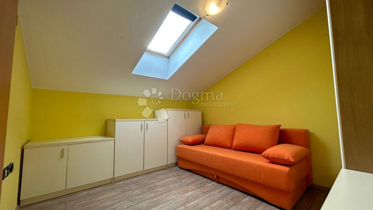 Stanovanje Centar, Pula, 69,34m2