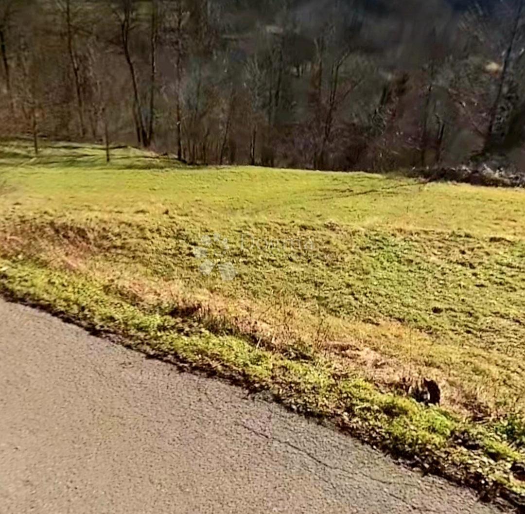 Kmetijsko zemljišče Ljubošina, Vrbovsko, 1.572m2