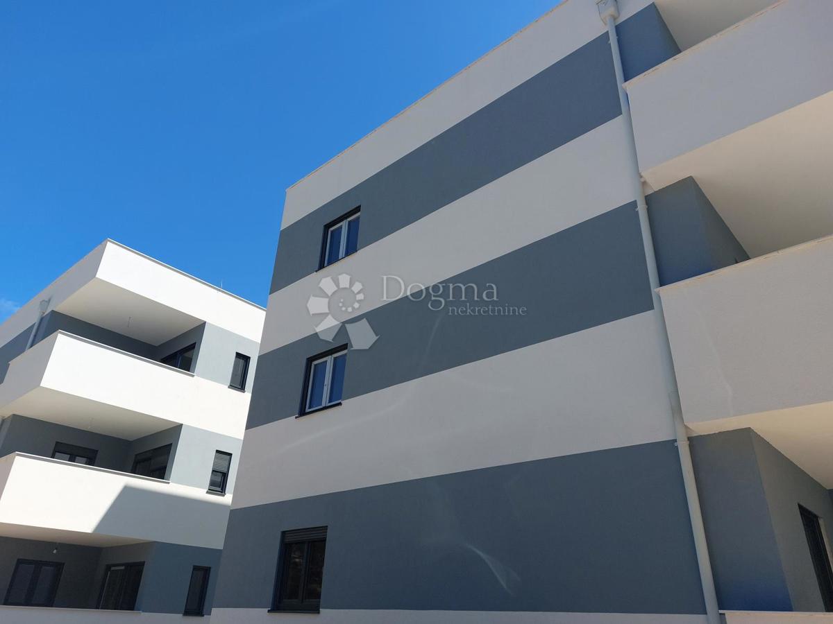 Apartma Pakoštane, 70m2