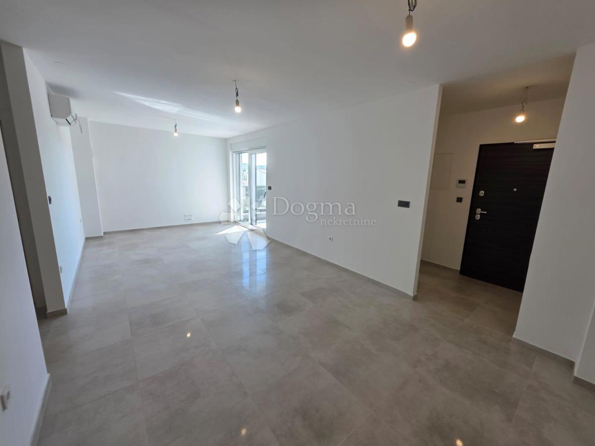 Stanovanje Primošten, 68,36m2