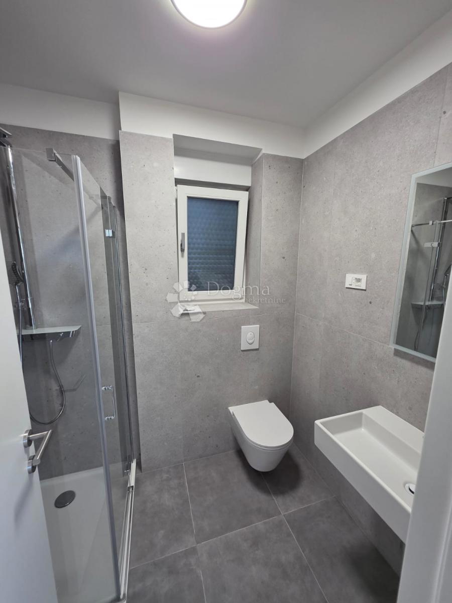 Stanovanje Primošten, 68,36m2