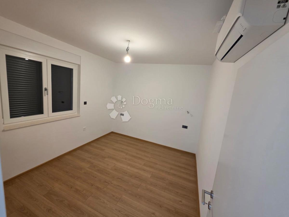 Stanovanje Primošten, 68,36m2