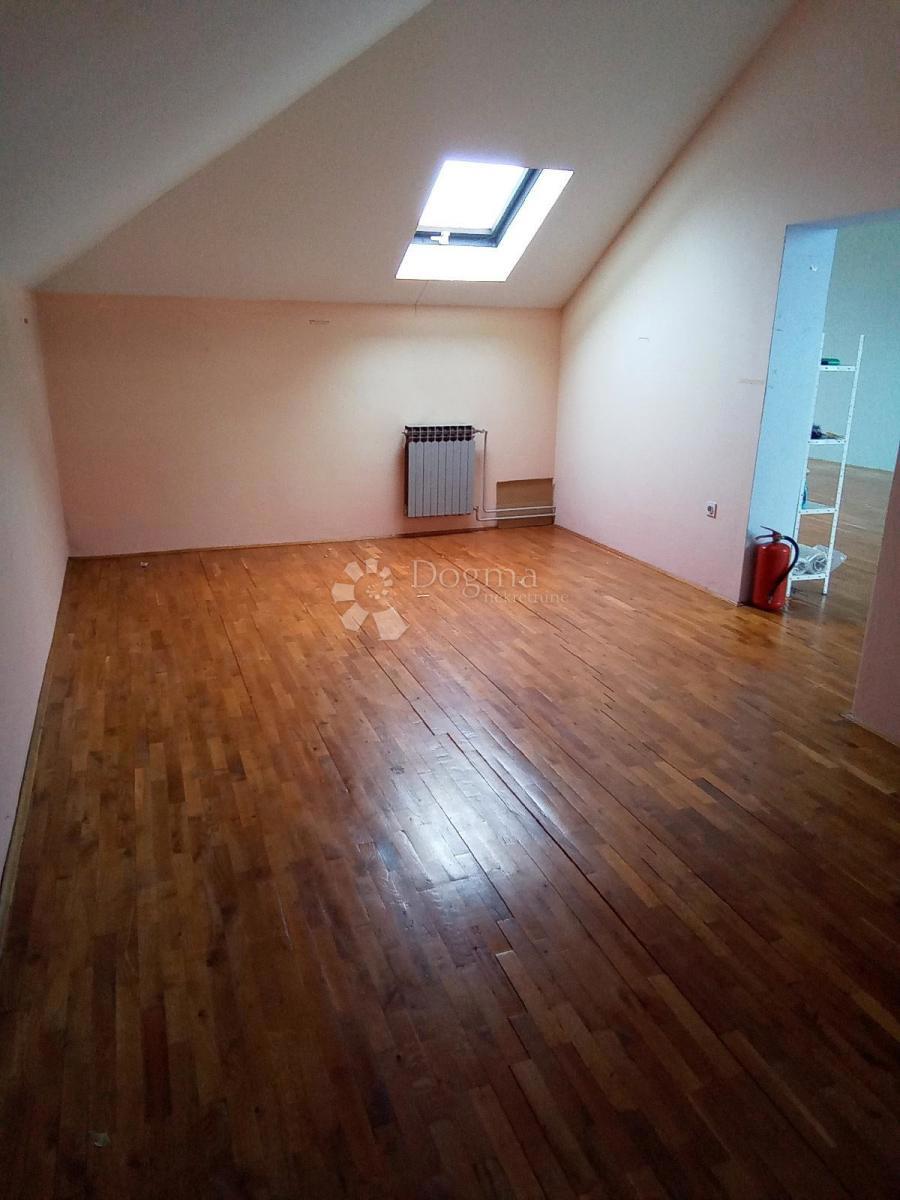 Poslovni prostor Donji Vidovec, 622,58m2