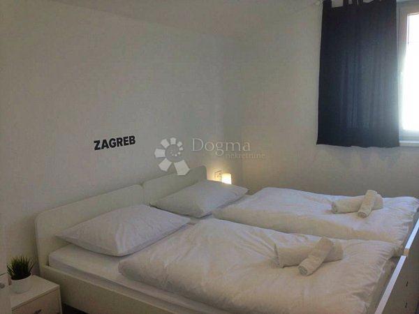 Hotel Centar, Vukovar, 252m2