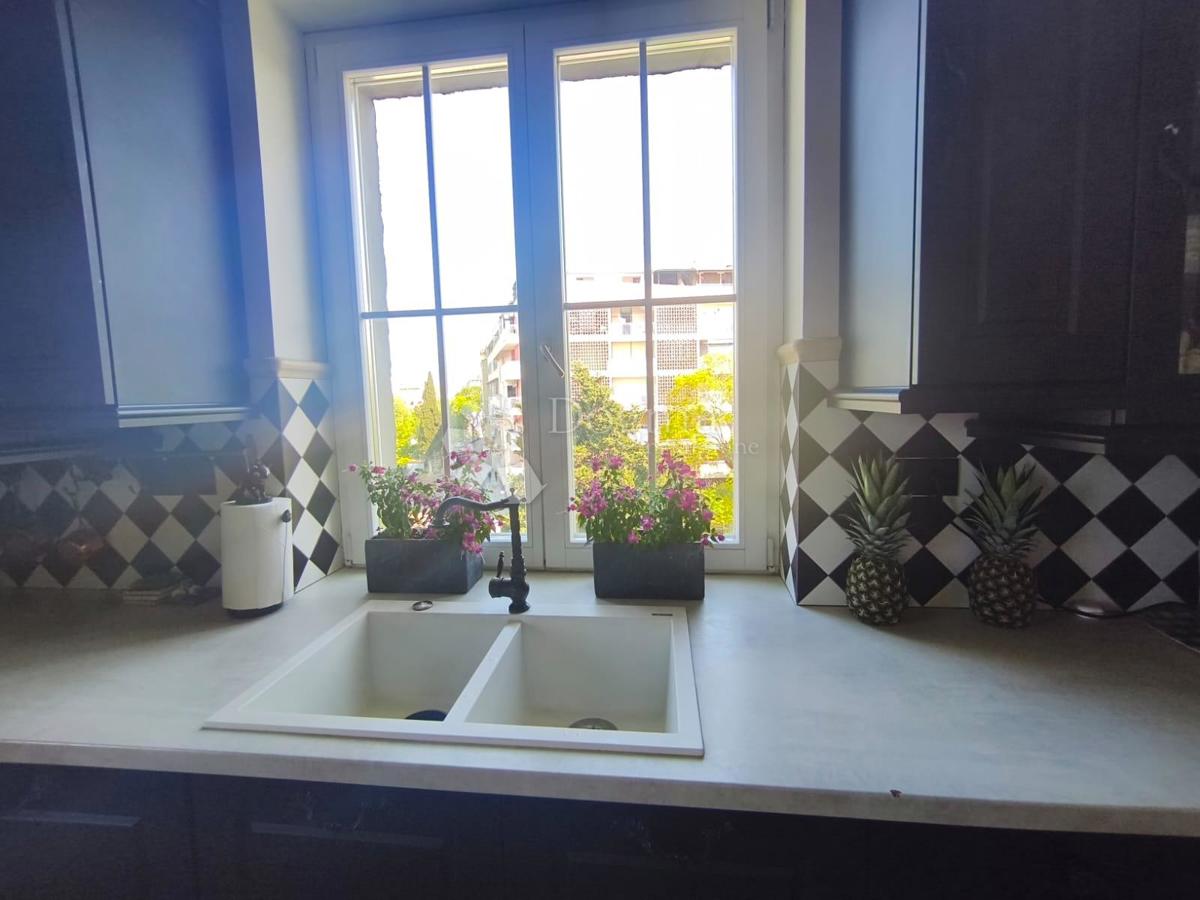 Stanovanje Bačvice, Split, 102,99m2