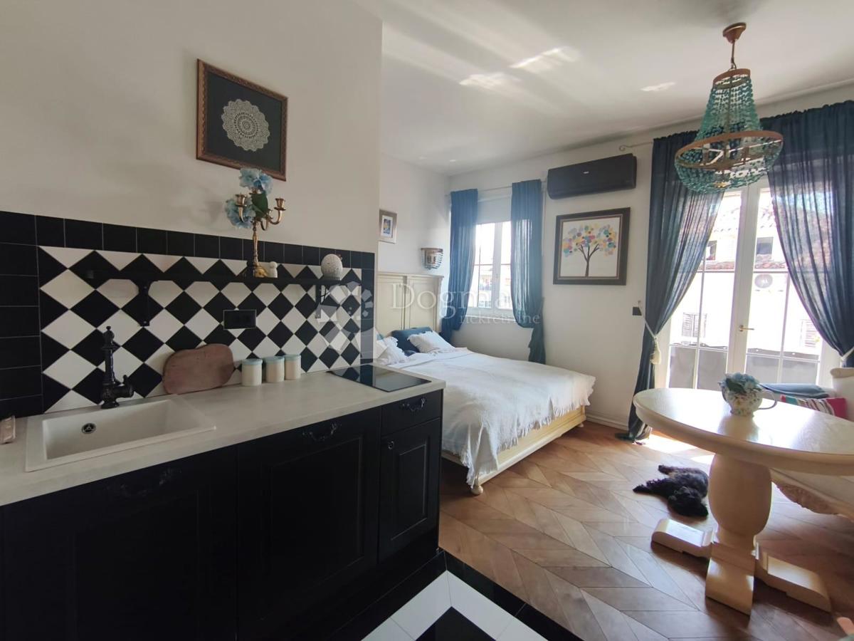 Stanovanje Bačvice, Split, 102,99m2