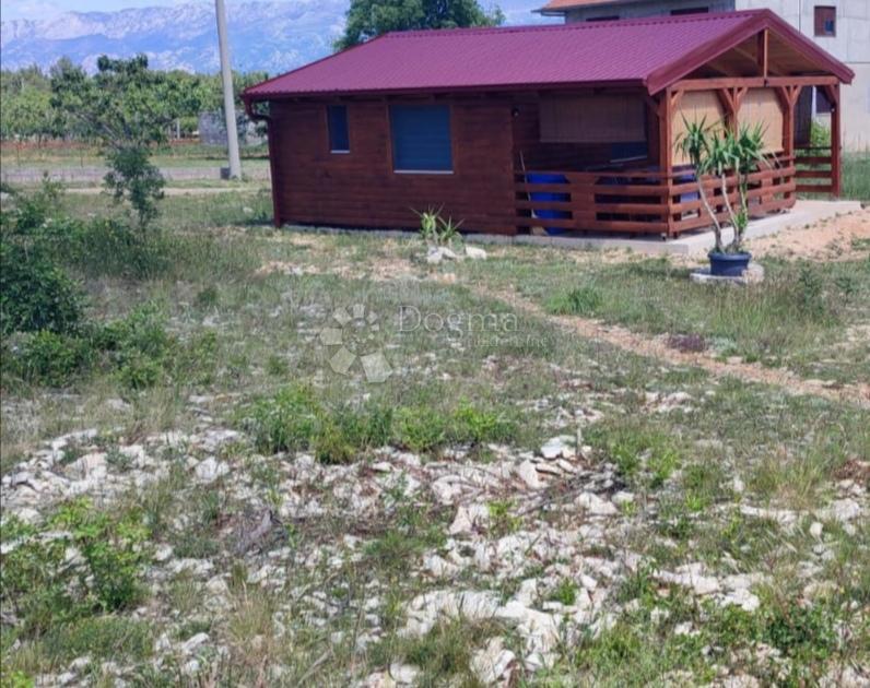 Zazidljivo zemljišče Pridraga, Novigrad, 734m2