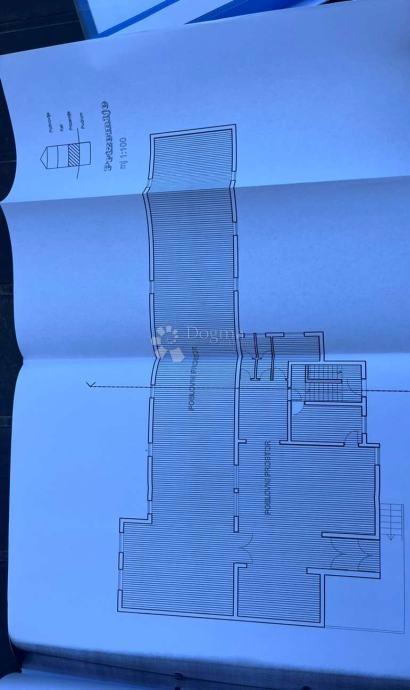 Poslovni prostor 457 m² – center Preka, Ugljan, pritličje