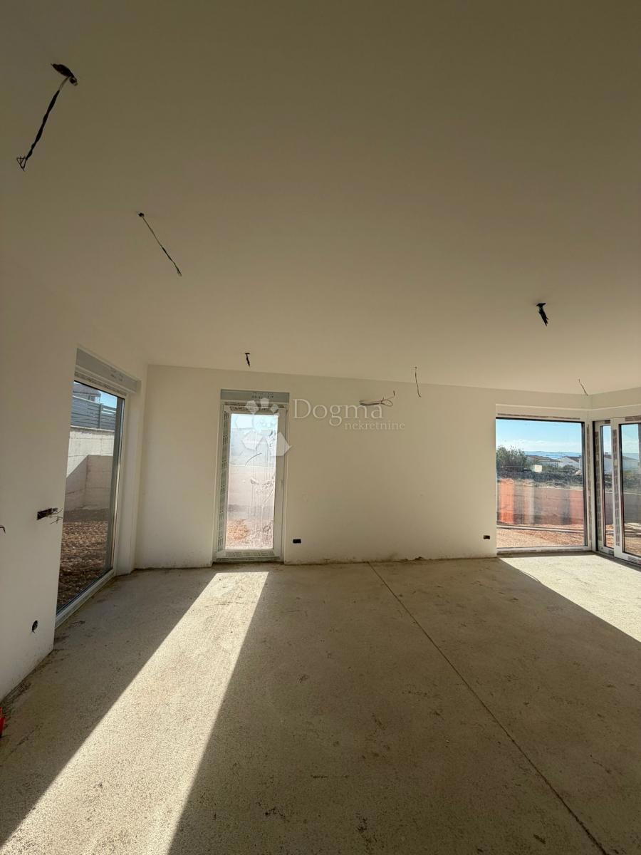 Stanovanje Povljana, 82,90m2