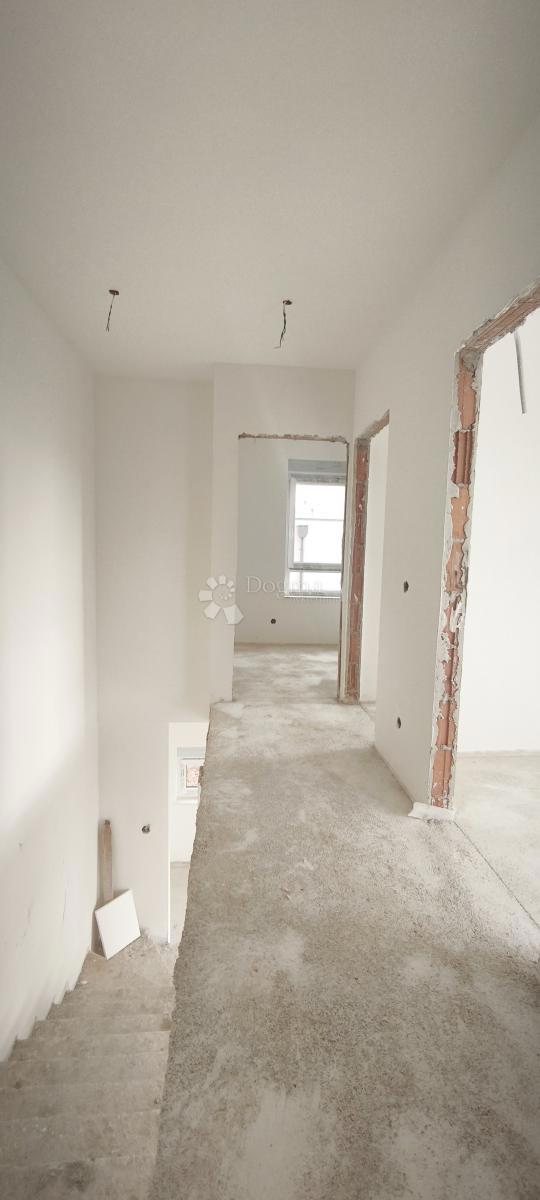 Stanovanje Povljana, 82,90m2