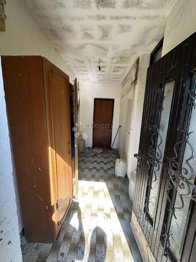 Hiša Brušane, Gospić - Okolica, 150m2