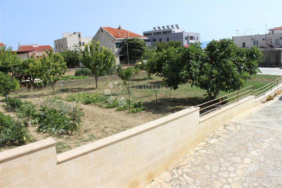 Hiša Podstrana, 500m2