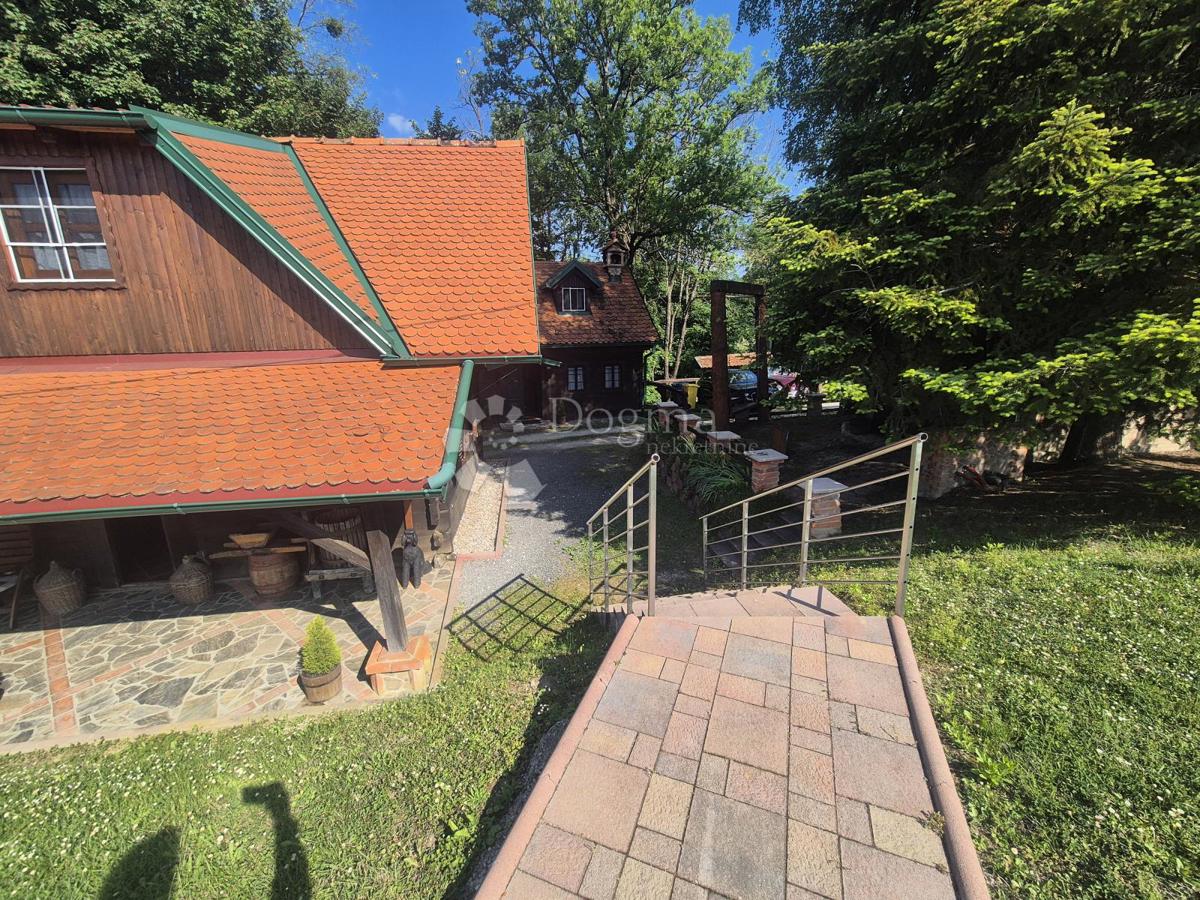 Hiša Gorkovec, Klanjec, 220m2